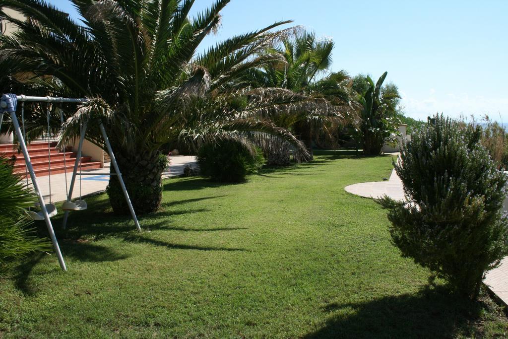 Residenza Stefanelli Apartment Capo Vaticano Phòng bức ảnh