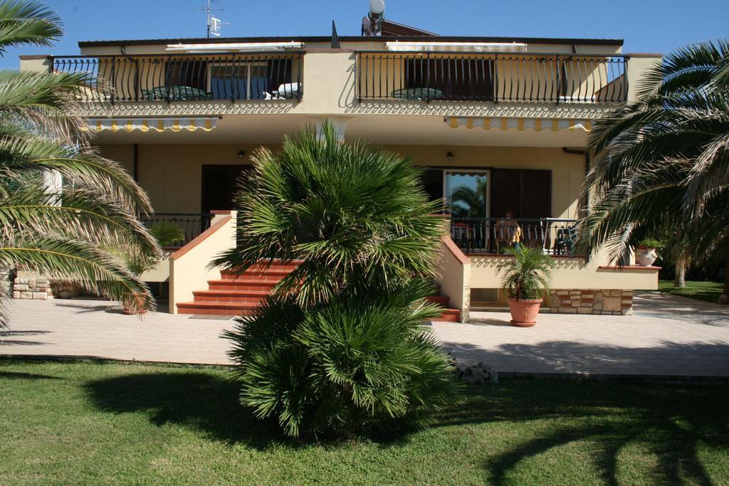 Residenza Stefanelli Apartment Capo Vaticano Phòng bức ảnh