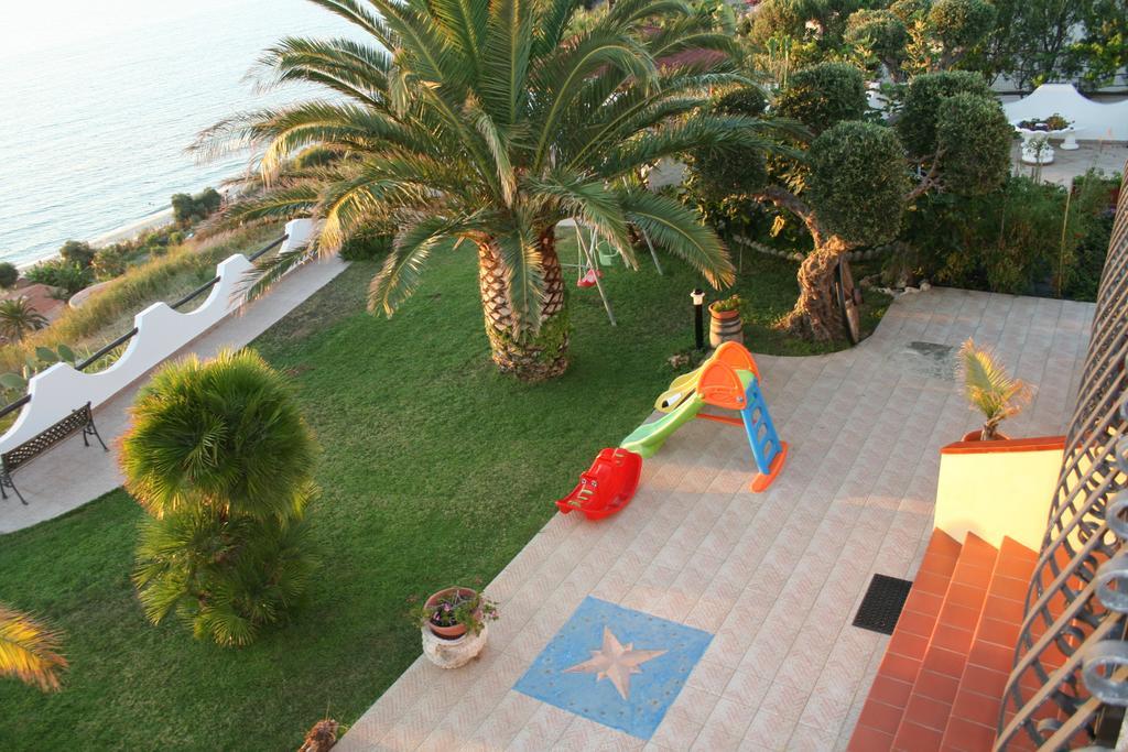 Residenza Stefanelli Apartment Capo Vaticano Phòng bức ảnh